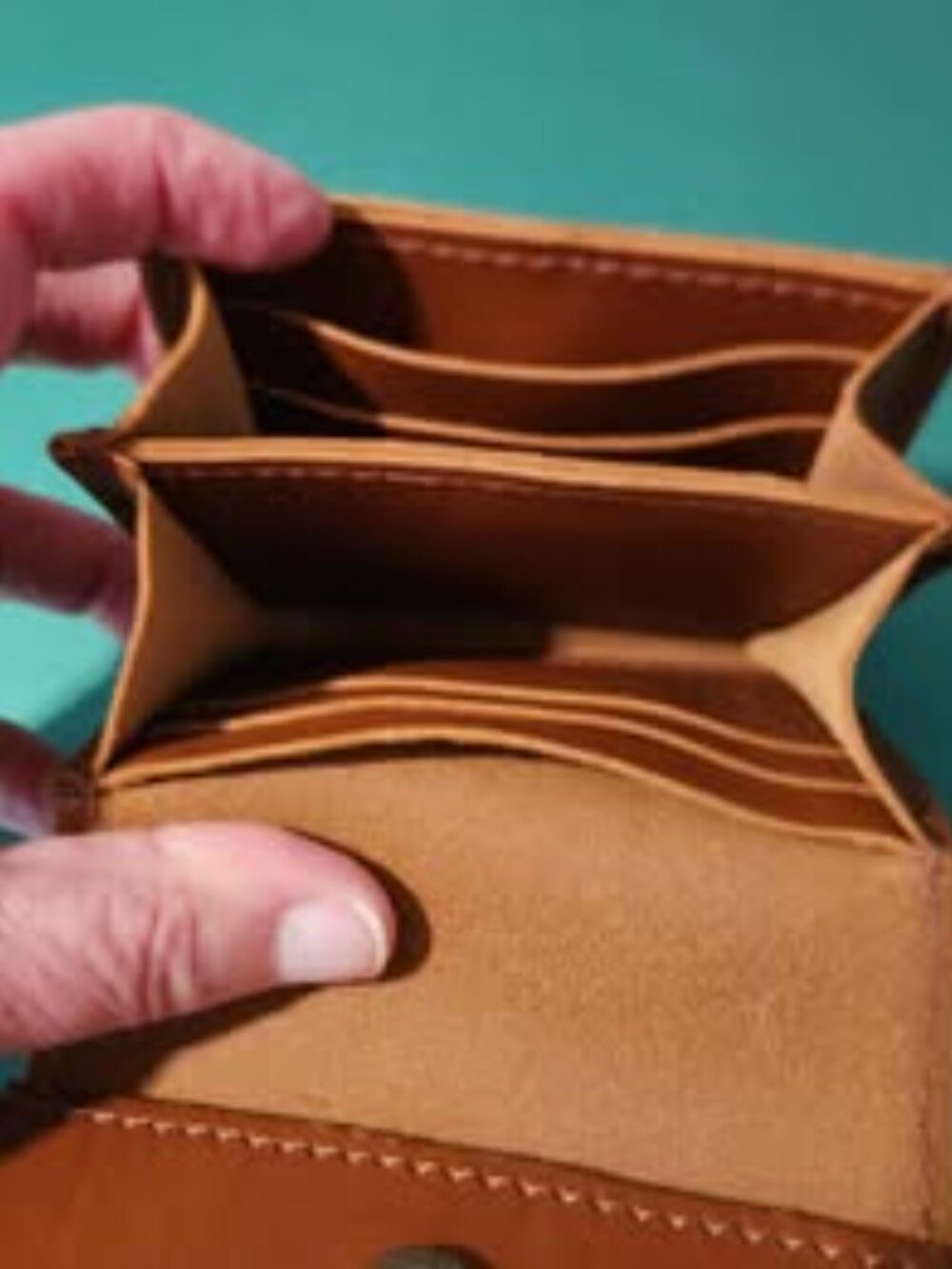 Portland Leather Small Bozeman Wallet - Picture 4 of 4